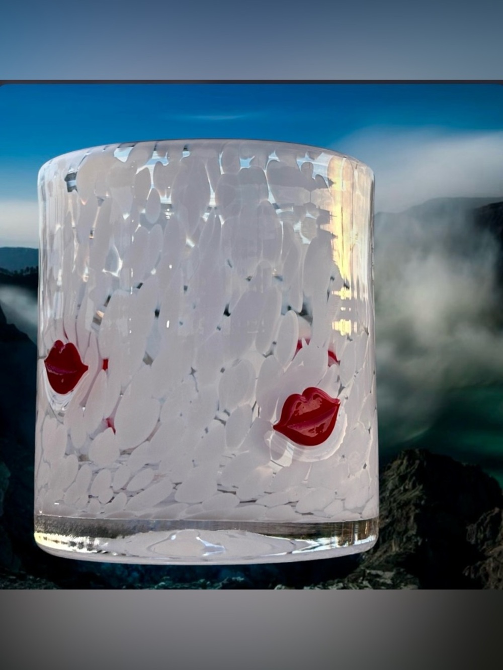 Anthropologie Icon Red Lips Glass Confetti Juice Beverage Cocktail TikTok RARE